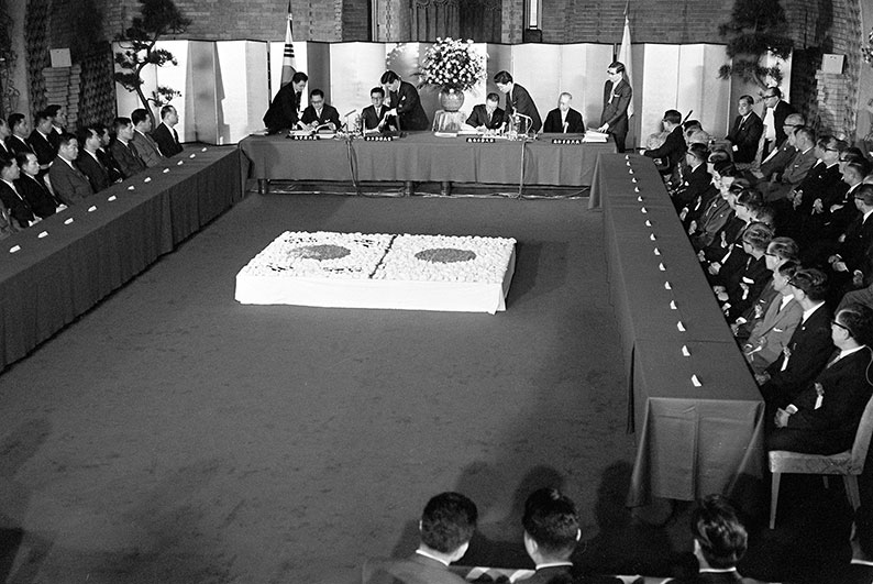 20030318000531c - 月刊『地平』